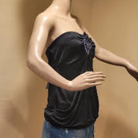 NWT Studio Y (Maurices) Sleeveless silky flowy women's top - Size: Large - Picture 2 of 9